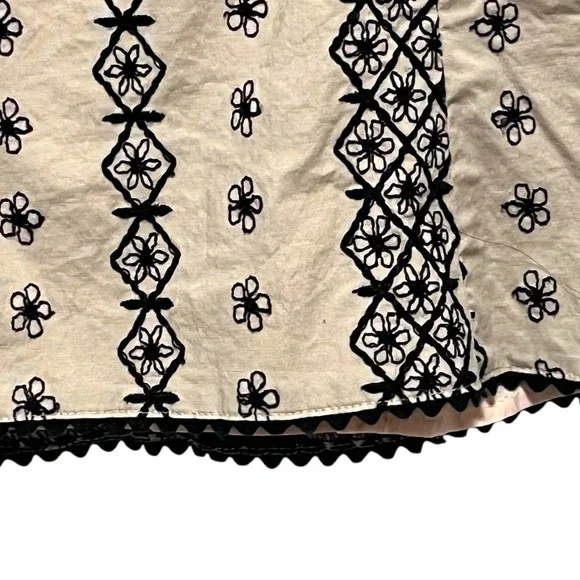Nanette Lepore Black and Cream Embroidered Skirt - Picture 5 of 10